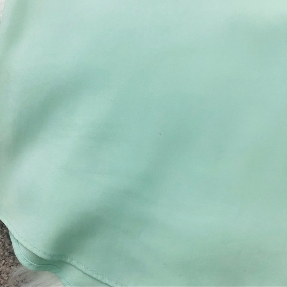 Express Rolled Sleeve Keyhole Mint Blouse | Sz S - Picture 3 of 5